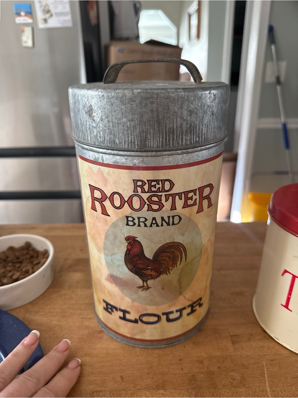 Vintage-Style Flour Canister - Cream and Red